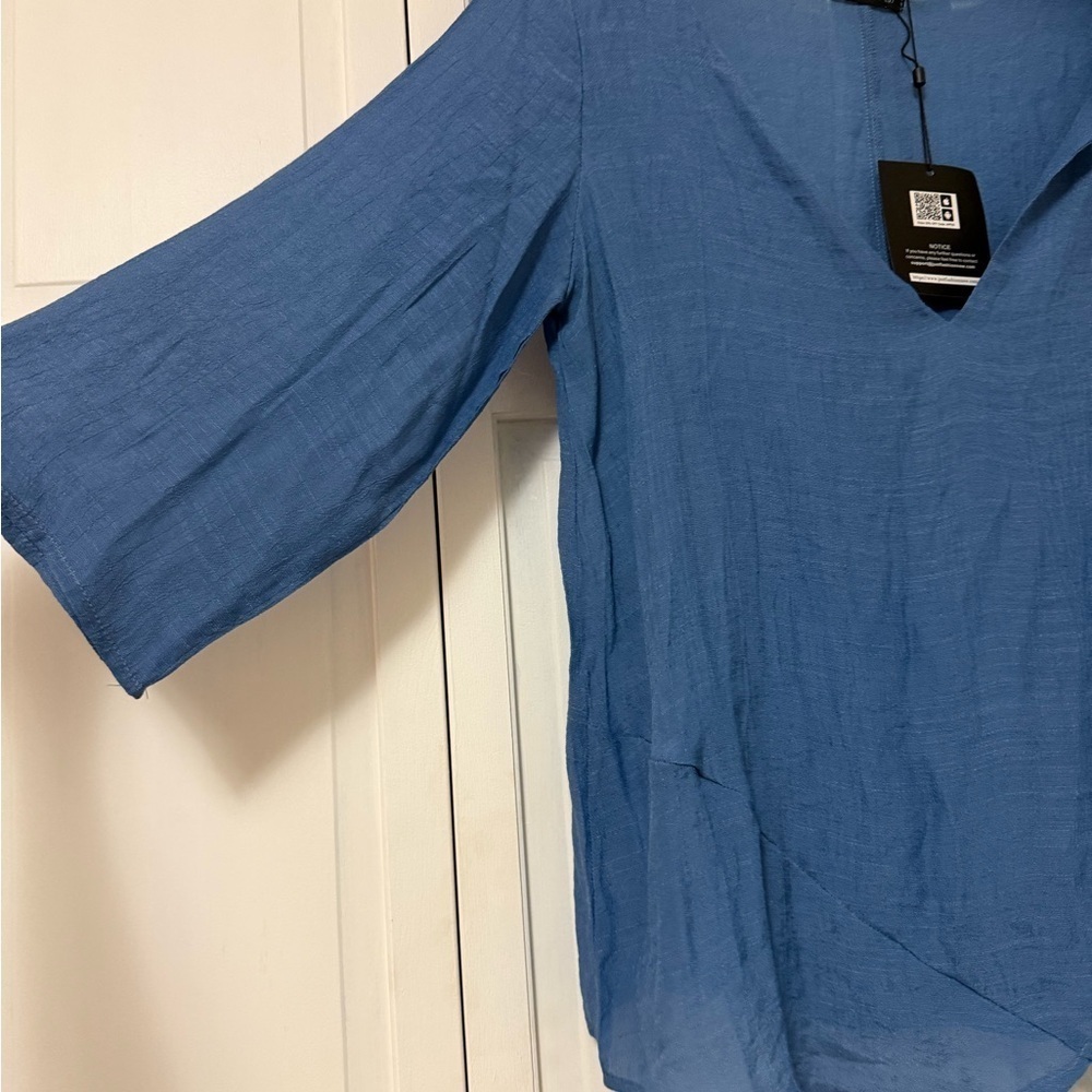 NWT Just Fashion Now Blue Oversized Flowy Lagenlook Blouse Asymmetrical Small - Picture 2 of 8